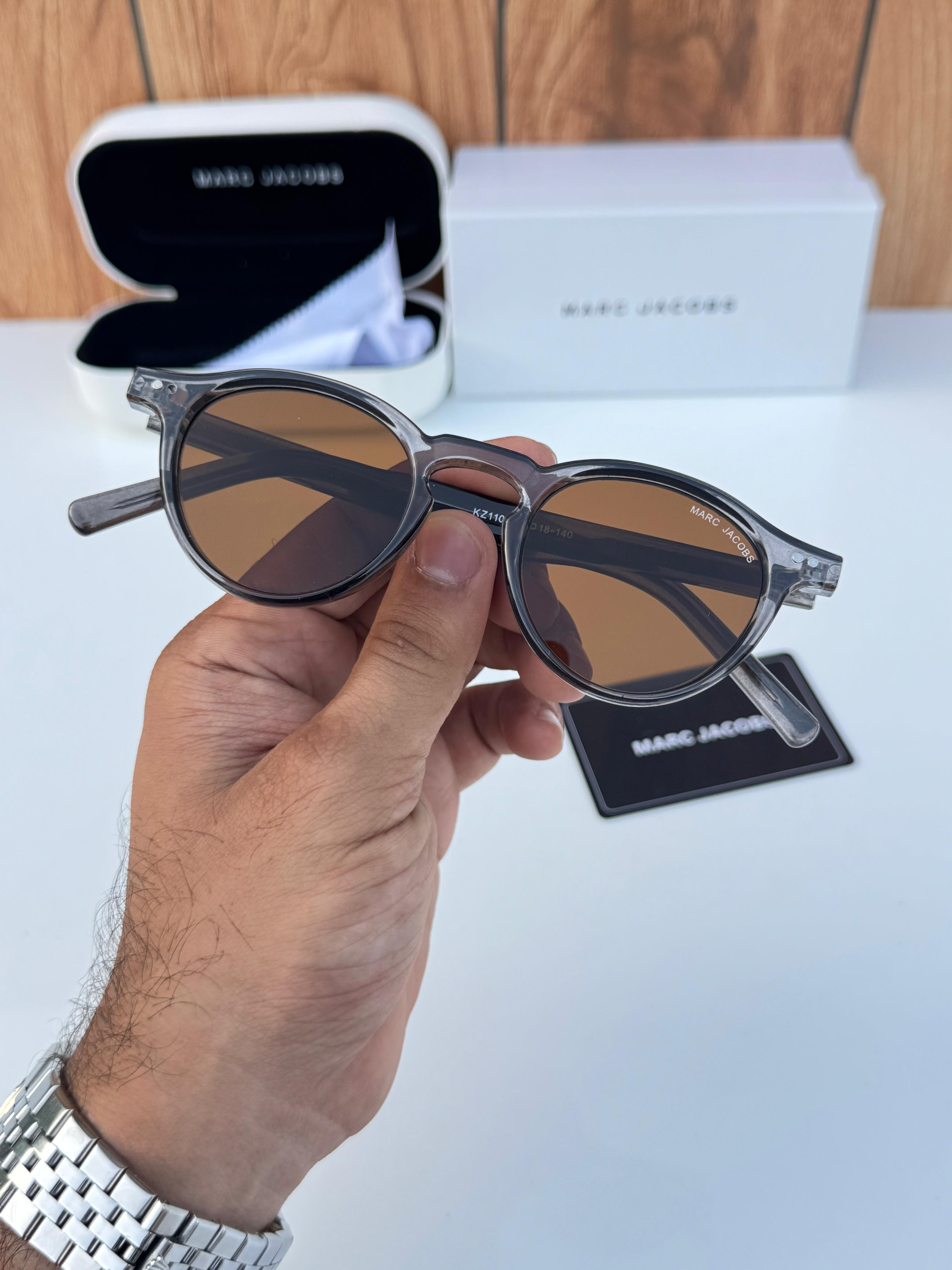 Marc_Jacobs 1103 Grey Brown
