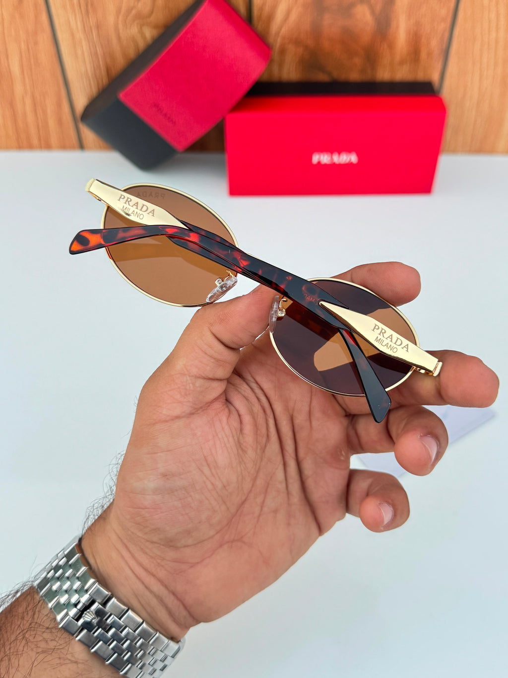 Prad_a 8007 Gold Brown