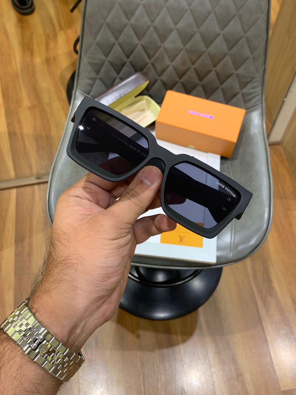 Louis Vuitton millionaire full black