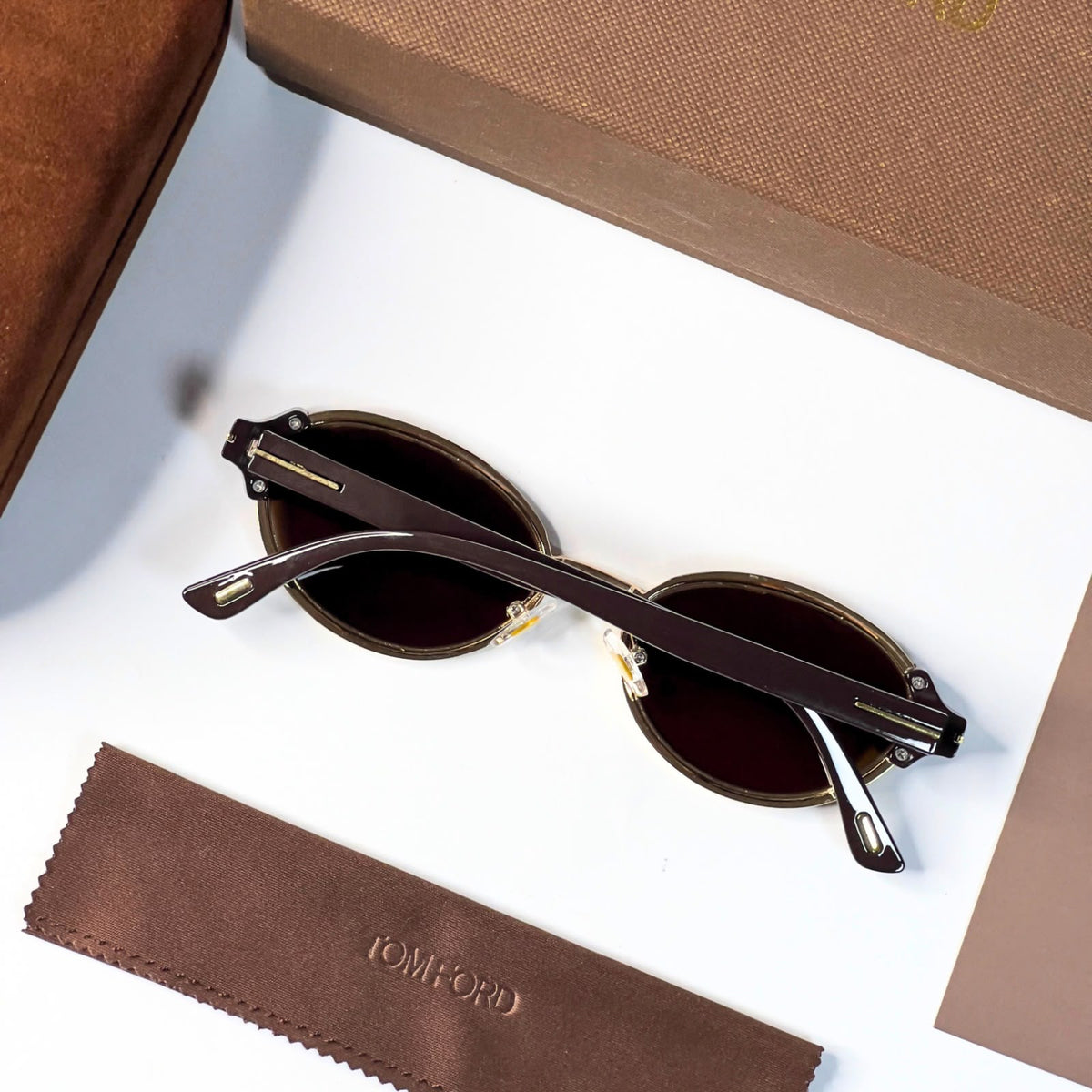 Tomfor_d 9812 Gold Brown