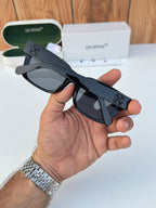 Off_Whitee 126 Full Black