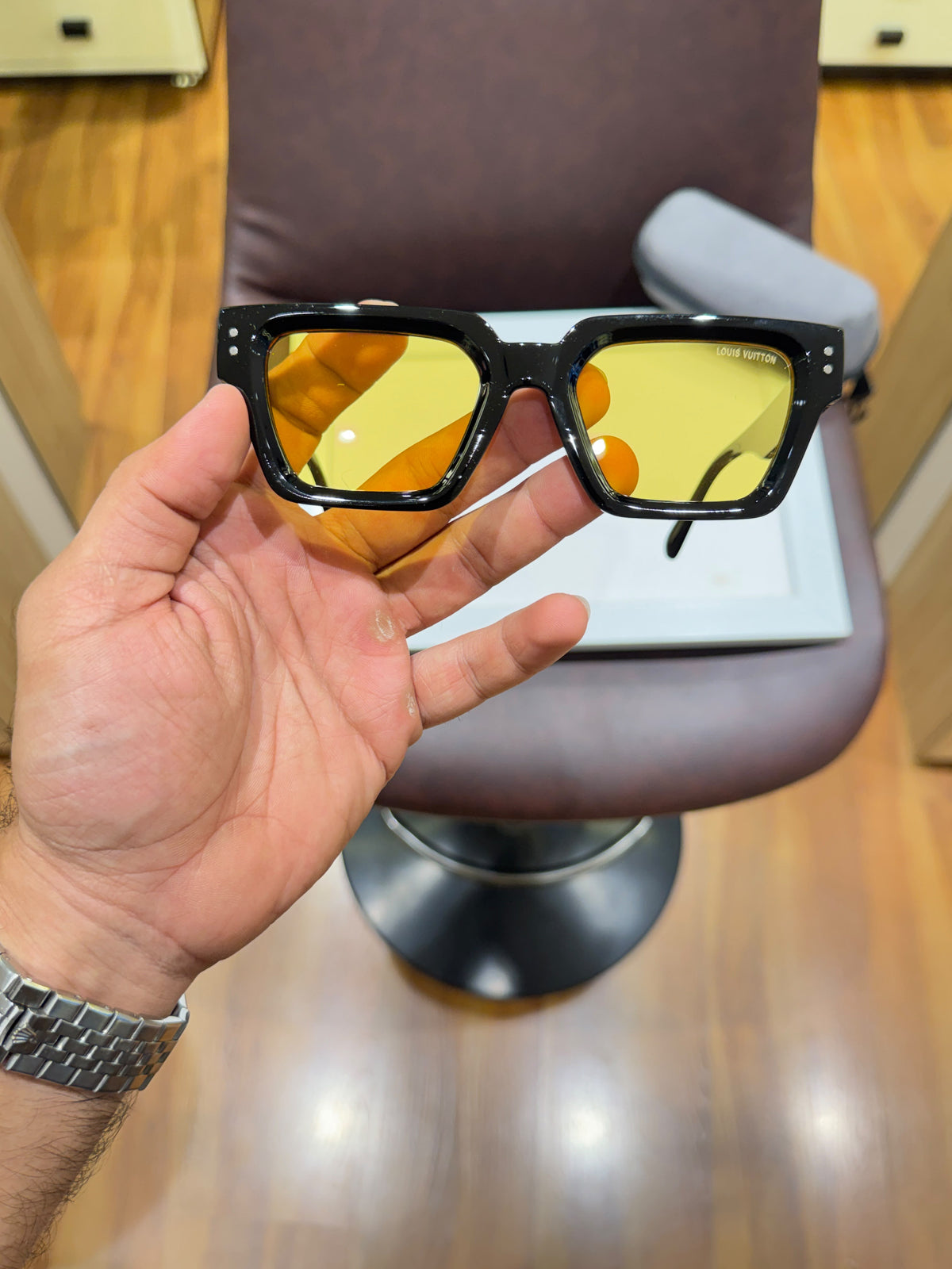 Loui_s Vuitto_n 35104 Black Yellow