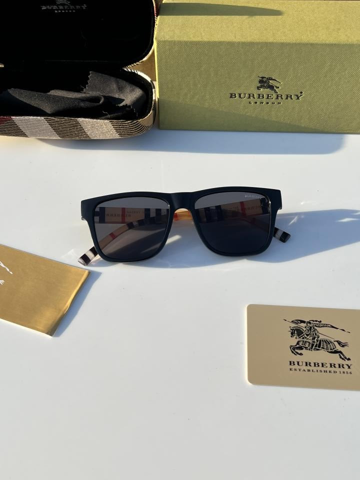 Burrberr_y 4395 Black