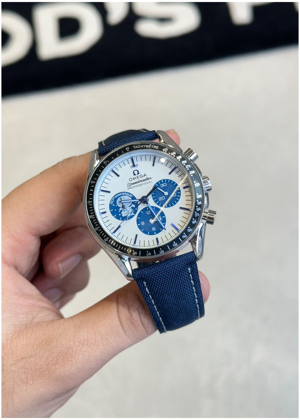 Omega Speedmaster Silver Snoopy