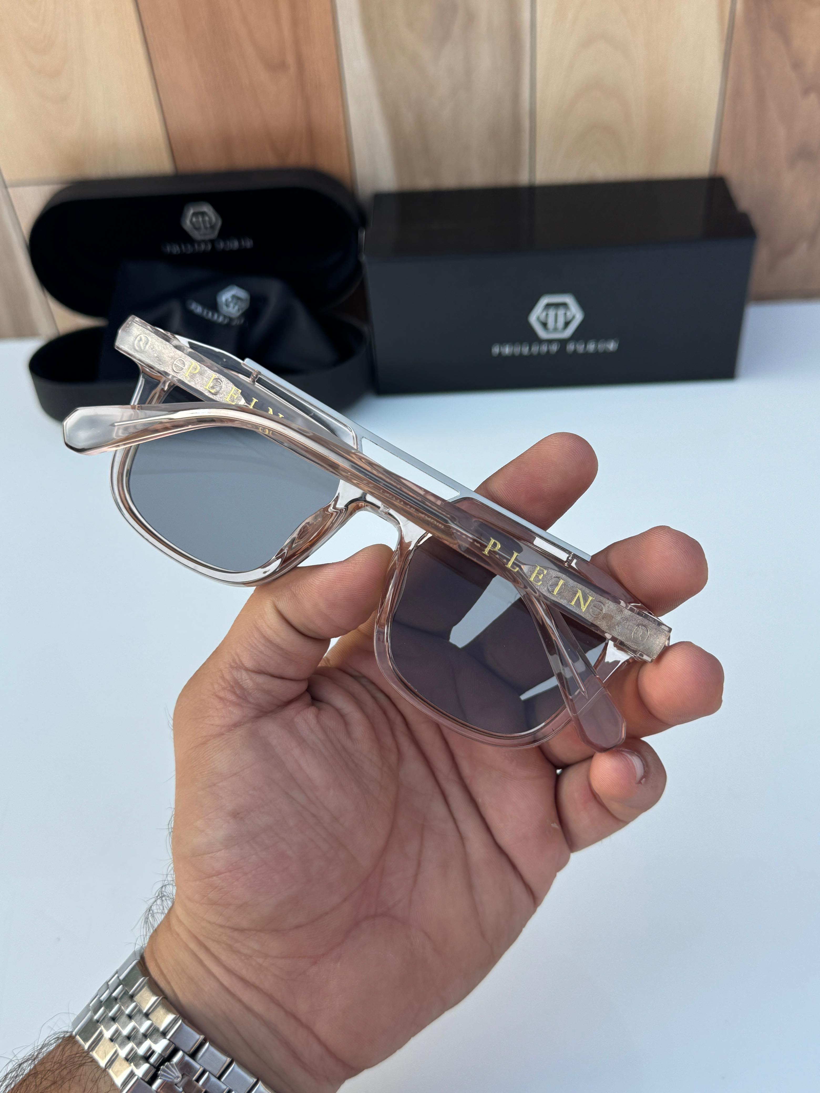 Phi_lippe Plein 1172 Peach Grey