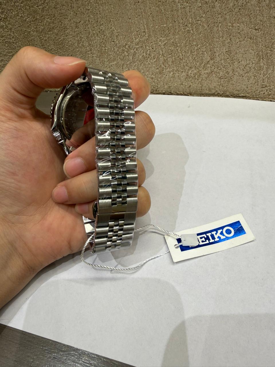 Seiiko GMT Swiss Green Dial Automatic
