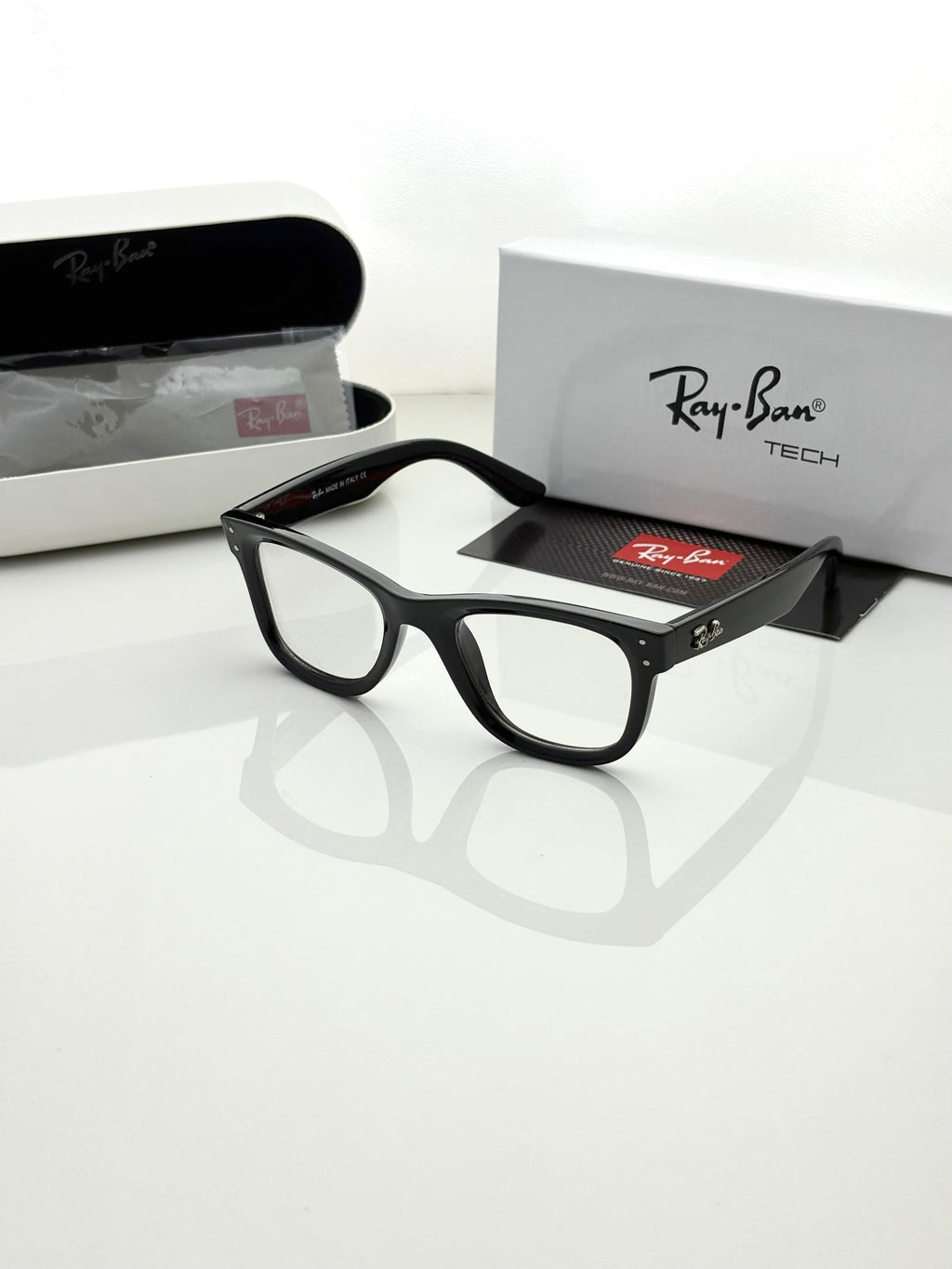 Raybann 0502 Reverse Black Frame