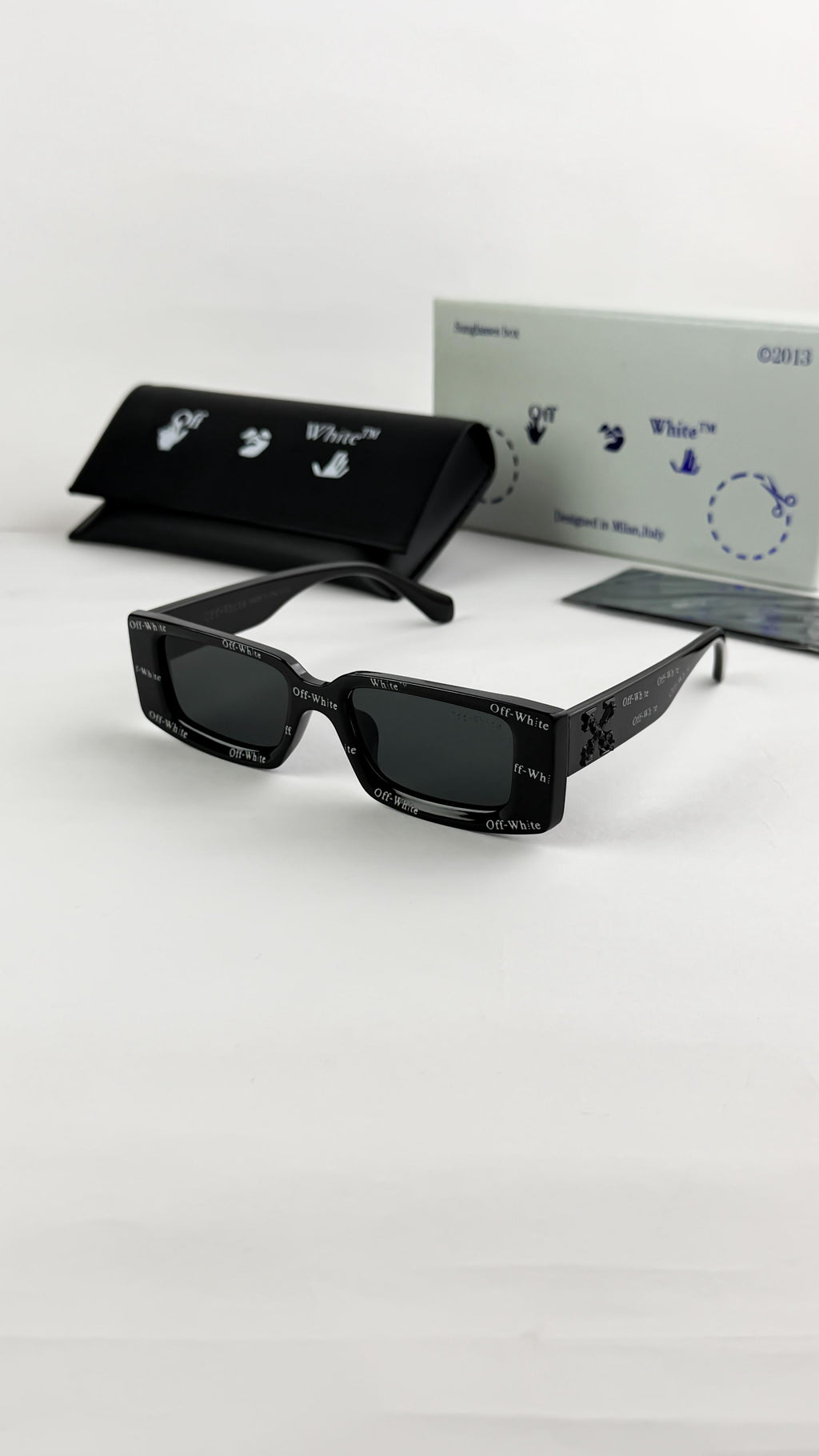 OFF White Black 88995