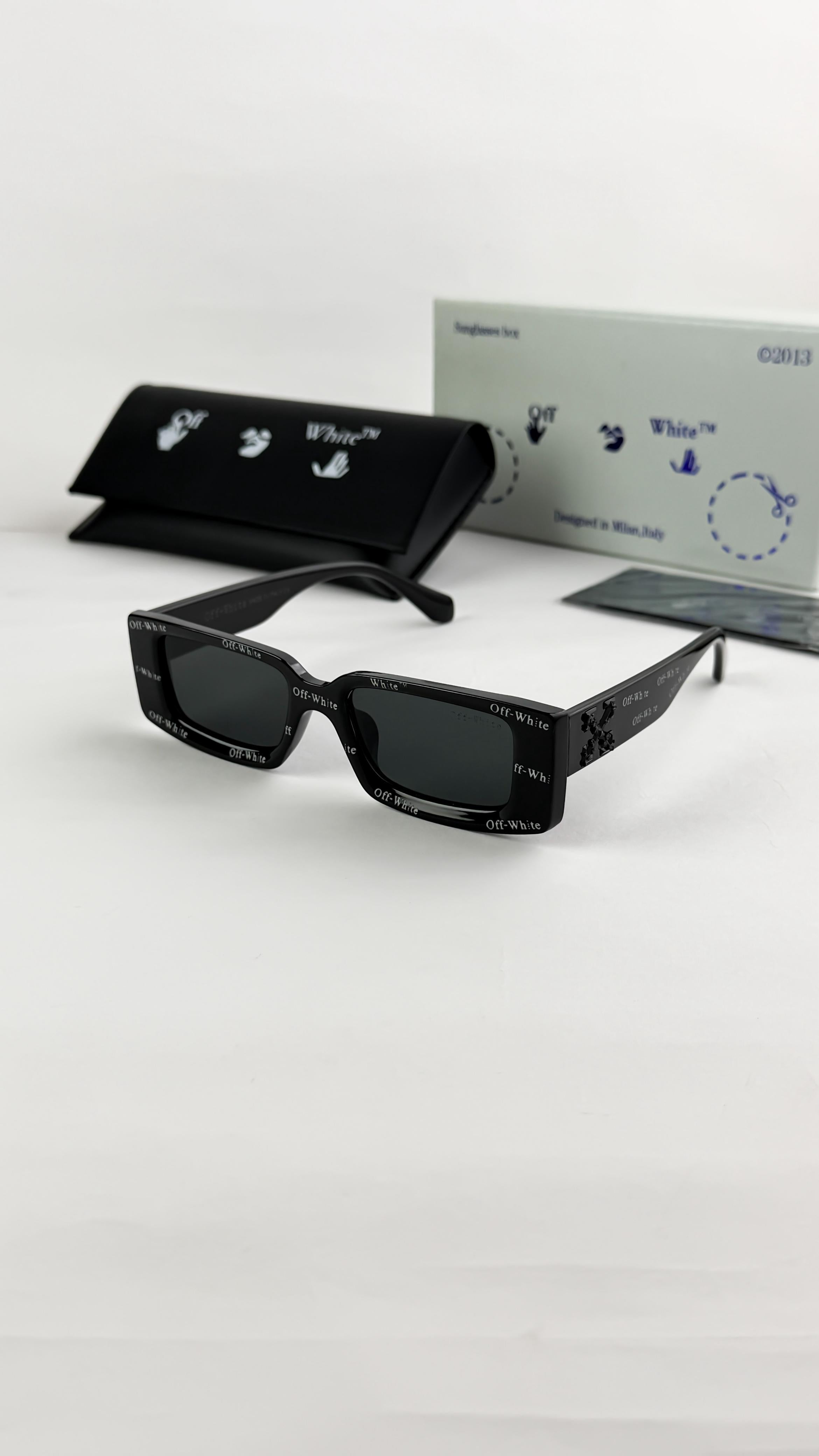OFF White Black 88995
