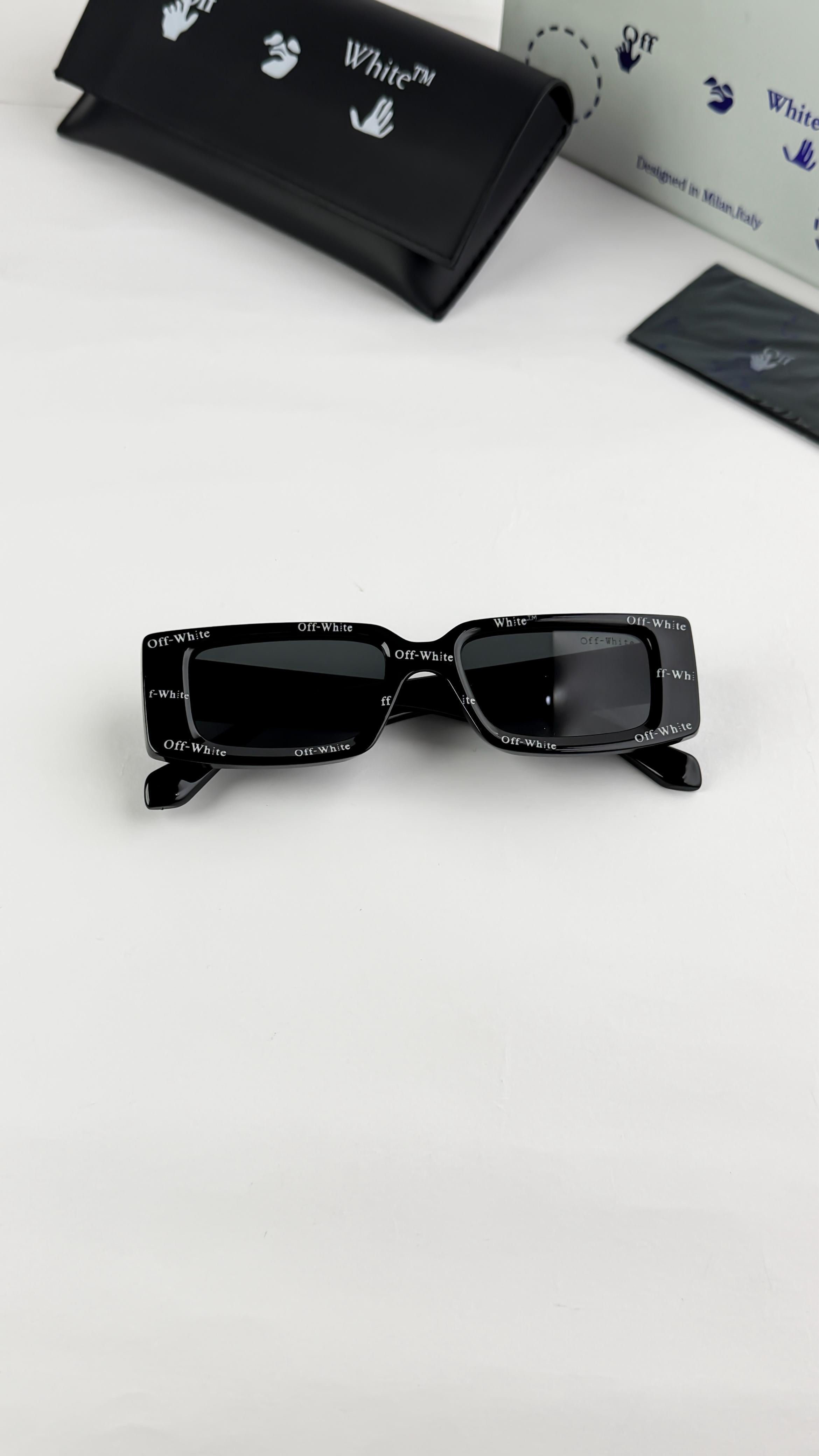 OFF White Black 88995