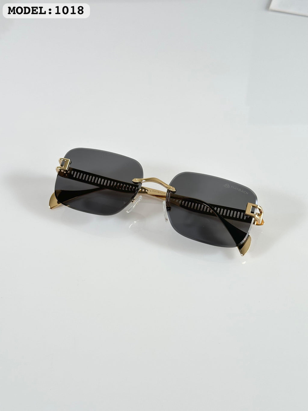 Maybach 1018 Gold/Black