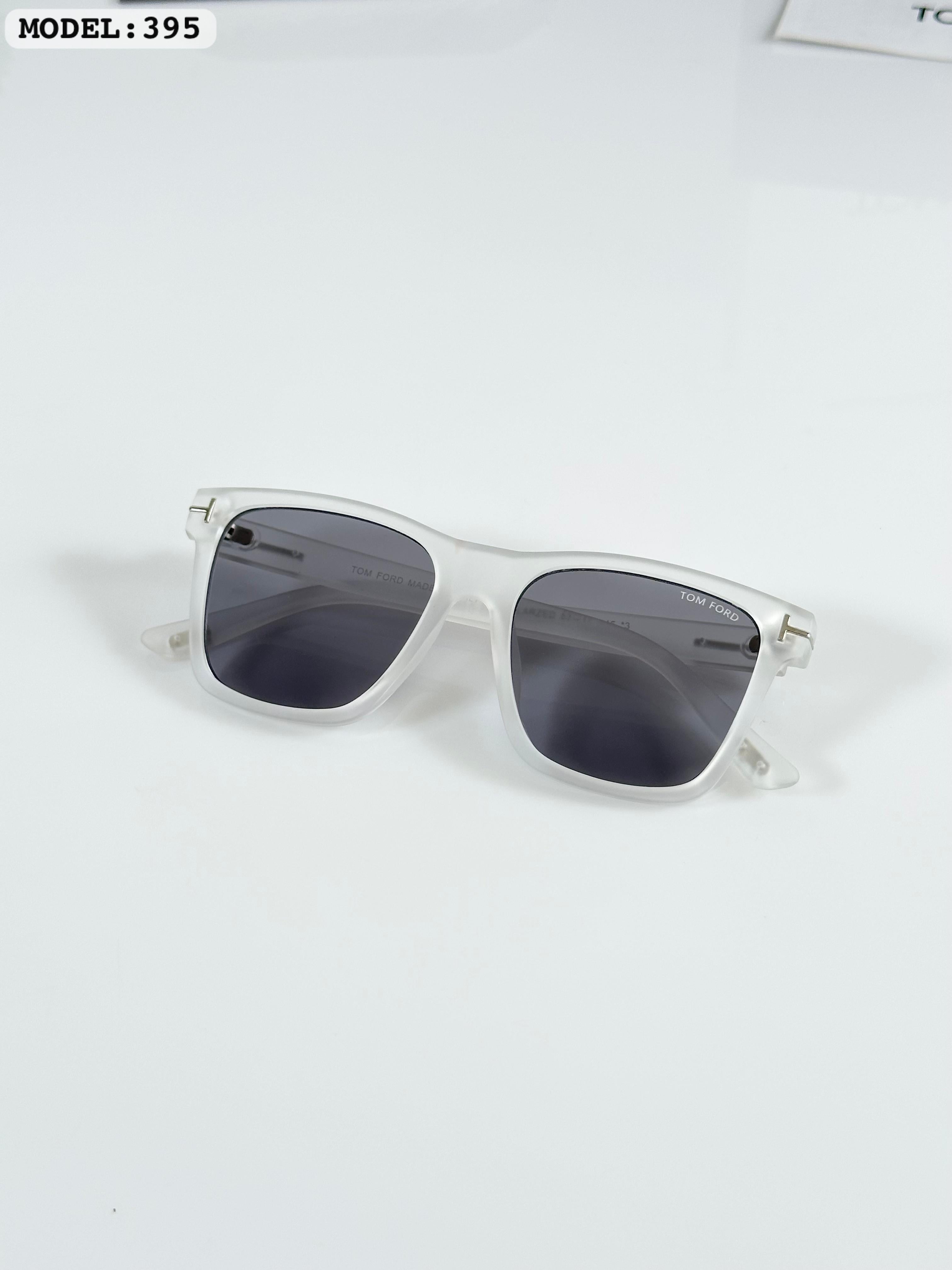 Tomforrd 395 Ice Black