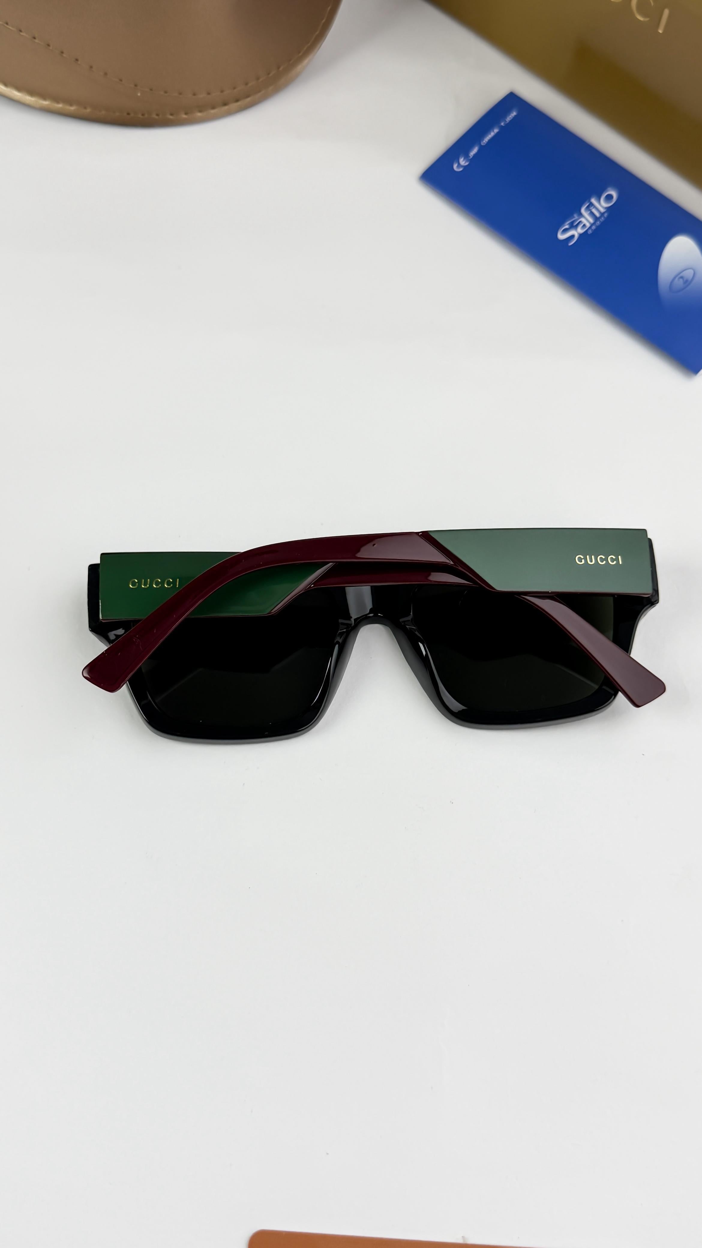 Guccii 1668 Premium (Store Article)
